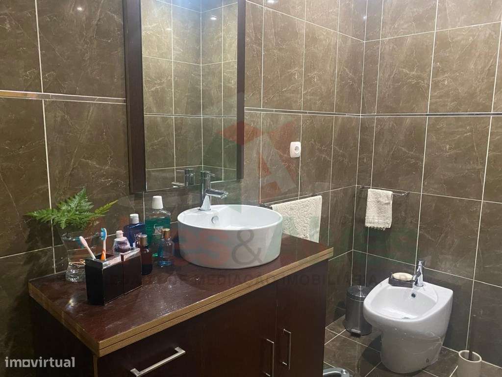 Fantástico Apartamento T2+1 em Condominio Fechado - Frente ao Maia ...-8