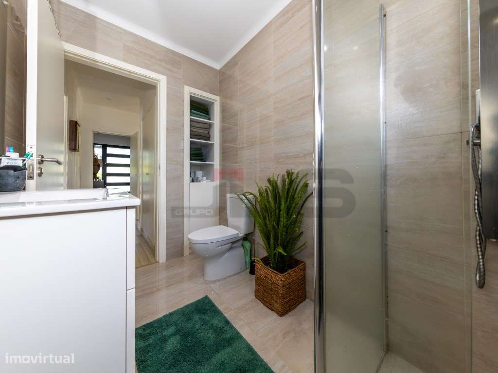 Exclusividade & Natureza na Costa Sul | Moradia Térrea Contemporâne...-51