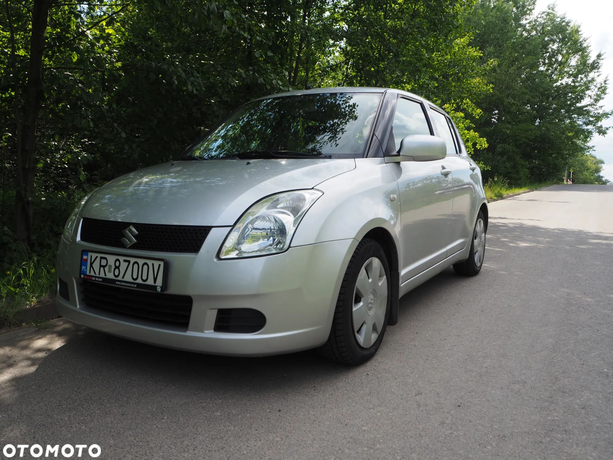 Suzuki Swift - 1