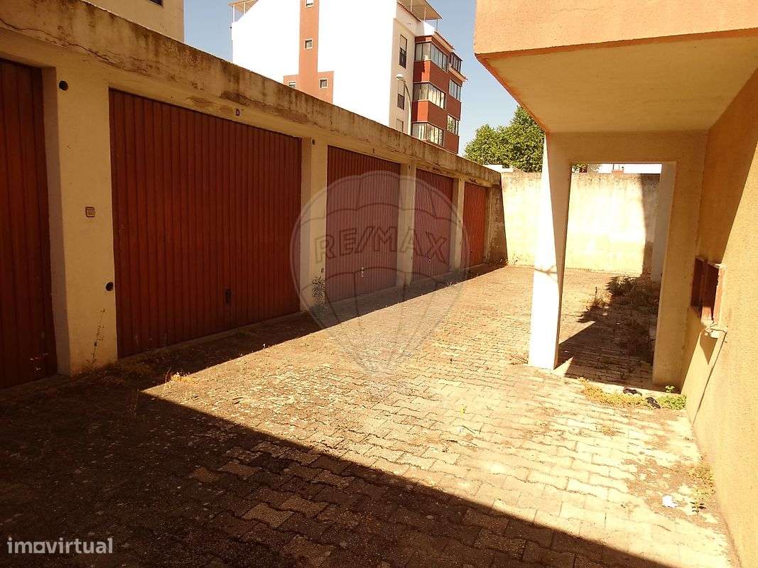 Garagem  para venda - Grande imagem: 3/9