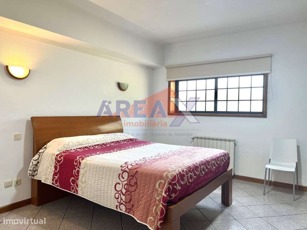 MORADIA BI-FAMILIAR-26