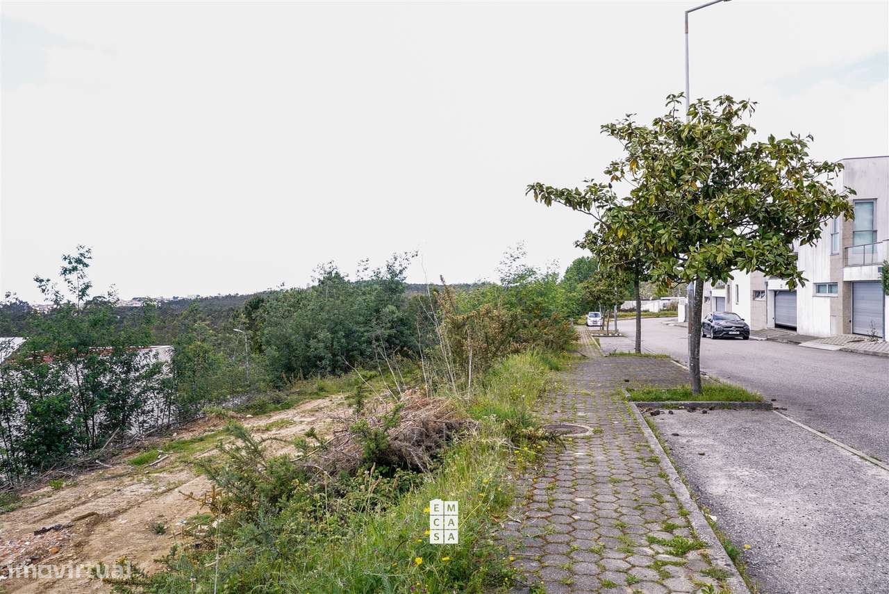 Terreno Urbano  Venda em Nogueira do Cravo e Pindelo,Oliveira de Azemé-5