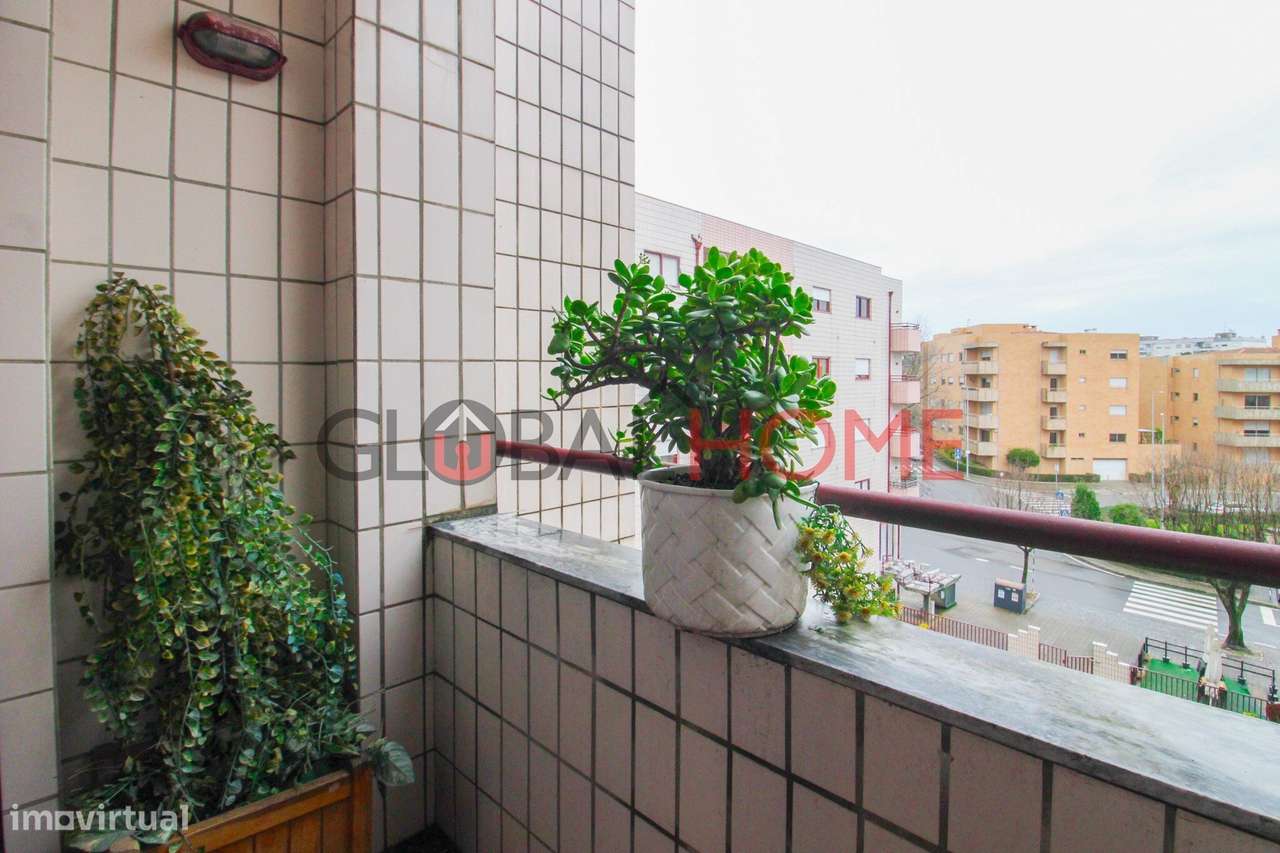 Apartamento T3 Renovado em Rio Tinto-17