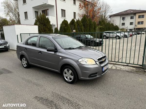 Chevrolet Aveo 1.2 LS - 2