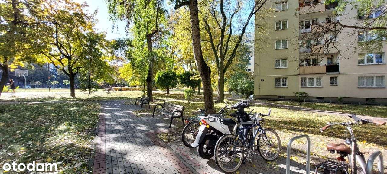 Mieszkanko z Kw przy Al. Jana Pawła II-17