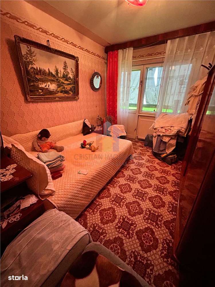 Confort 1 decomandat 50mp 2 cam etaj 2 zona Ciocarlia - Imagine principală: 3/7