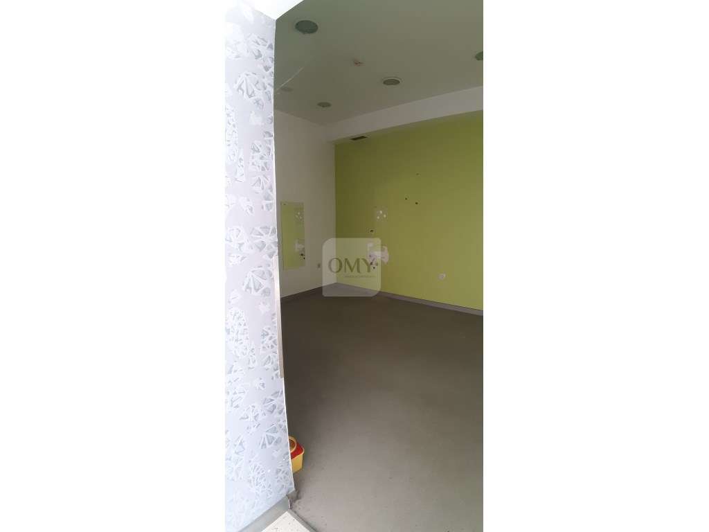 Retoma Bancária | Loja no Centro da Cidade de Valpaços - Grande imagem: 4/27