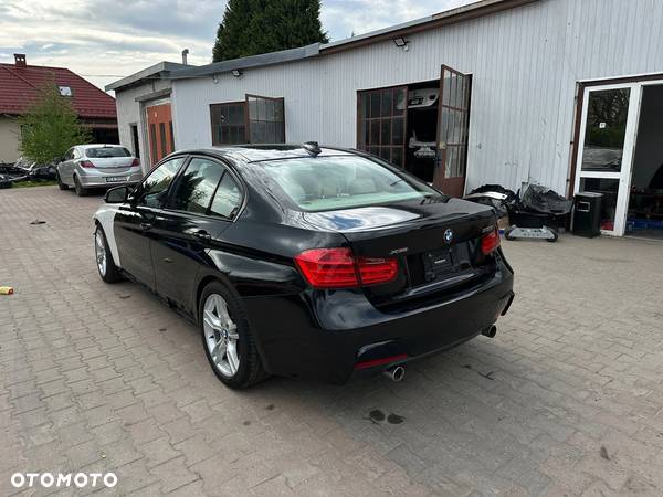 BMW Seria 3 335i xDrive - 12