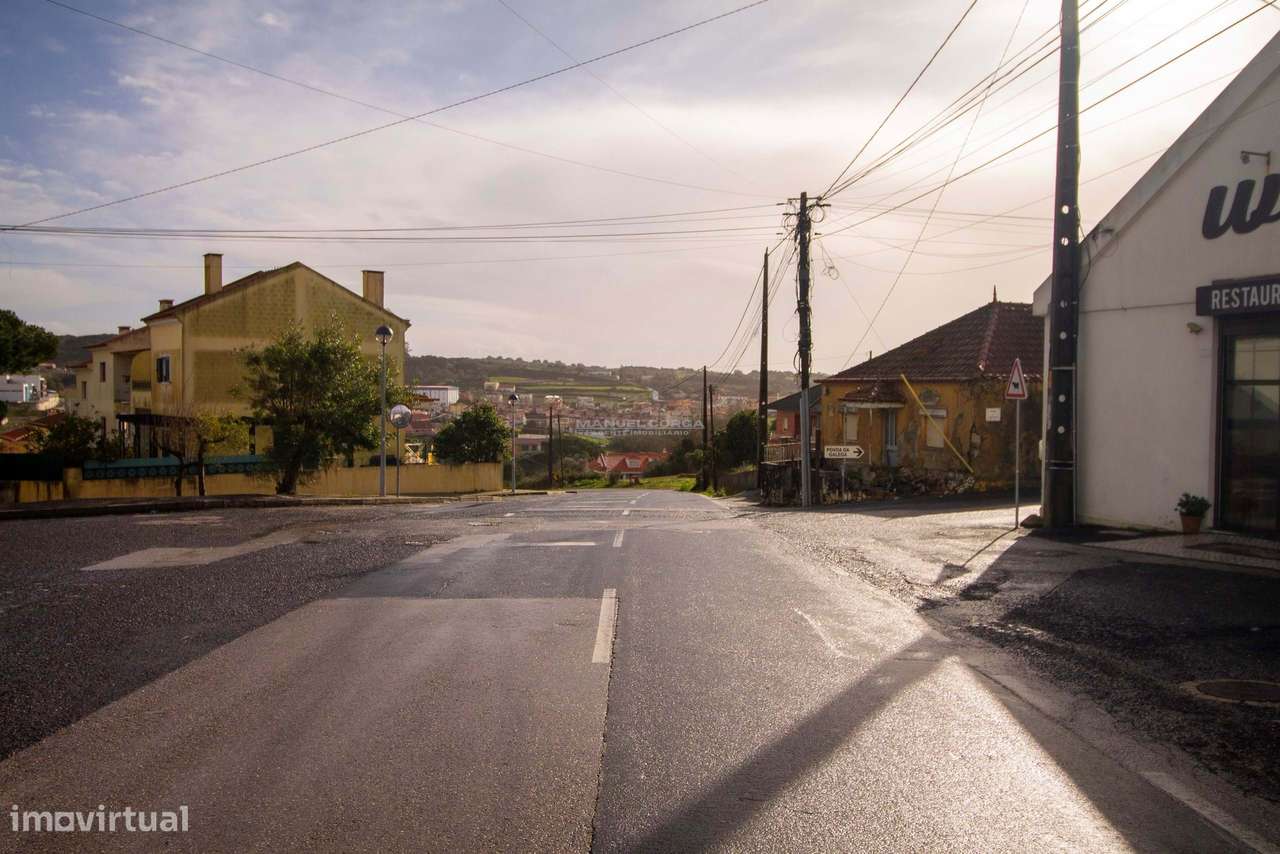 Edifício para Restauração com Terraço - Tituaria, Milharado-21