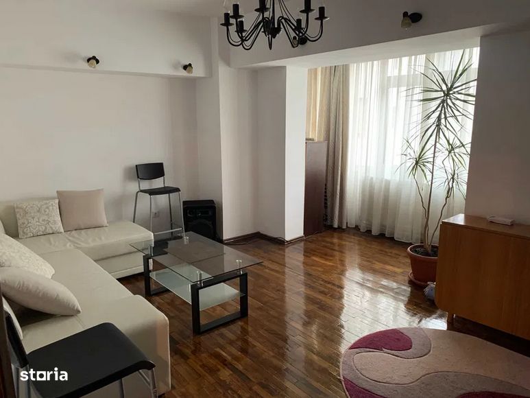 Apartament 2 camere decomandat zona Unirii Centru