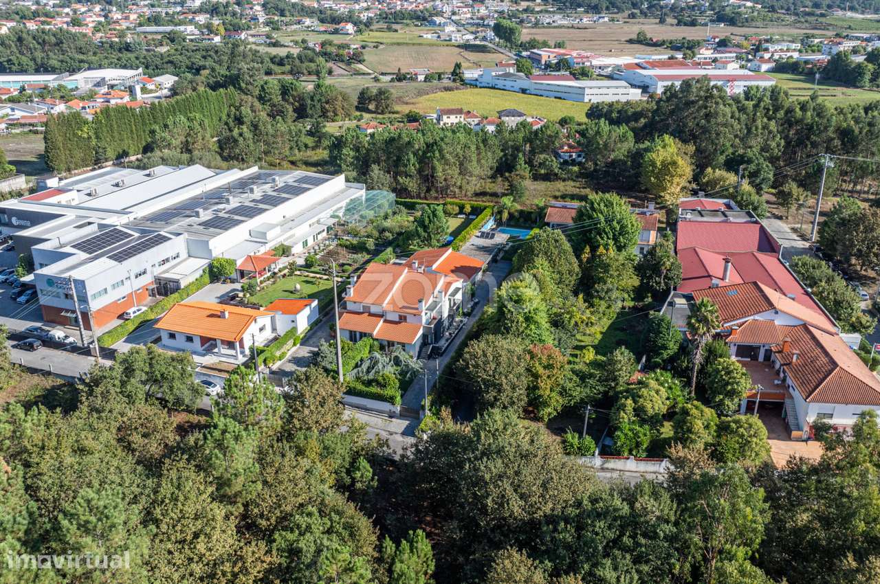 Moradia T3 Com Piscina-37