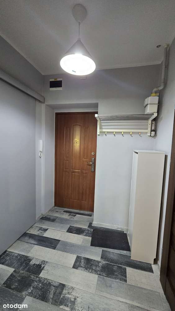 Koszutka, niski blok, przestronna i słoneczna kawalerka!-12