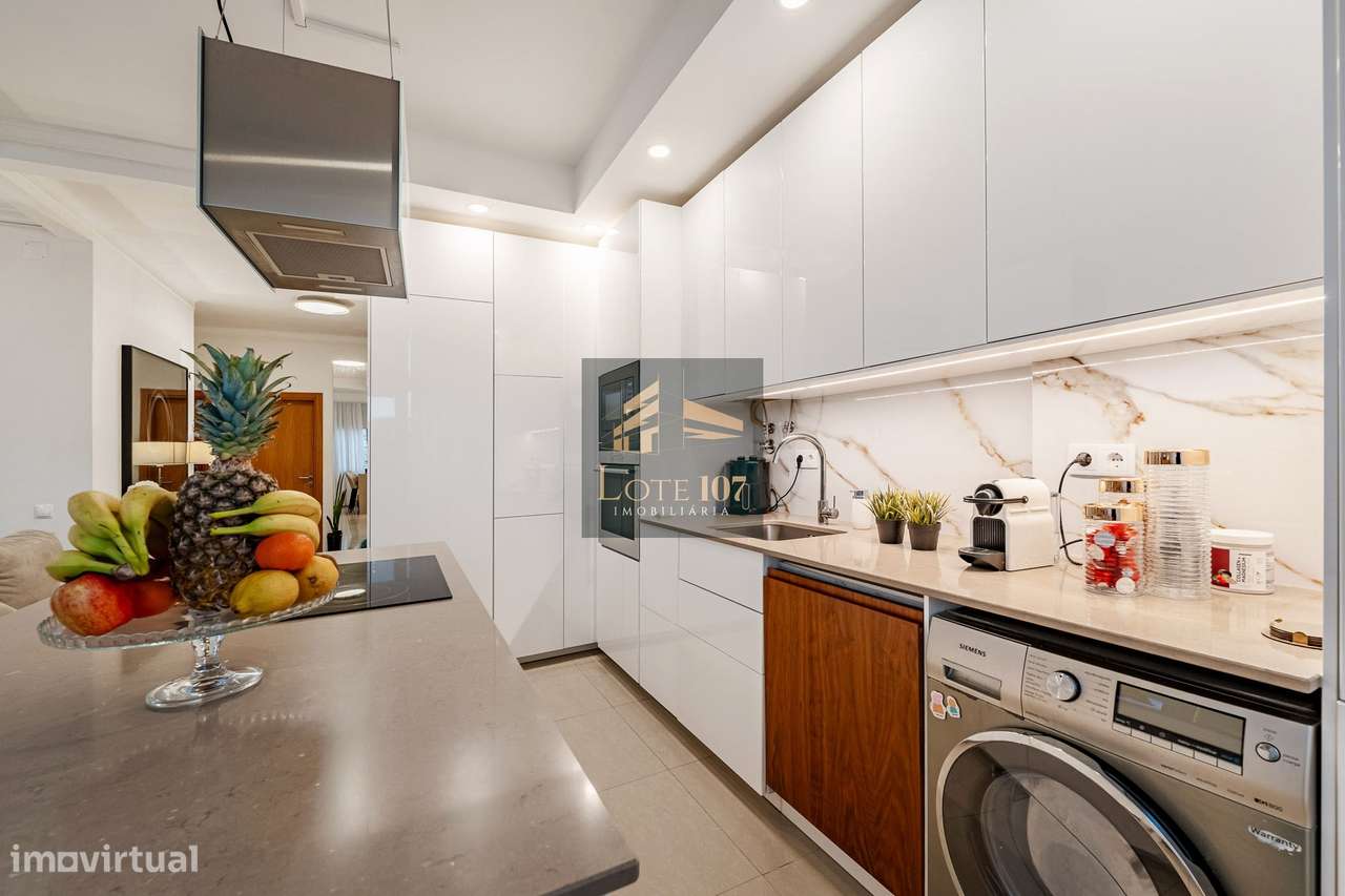 Apartamento T2 Remodelado em Pinhal Novo-9