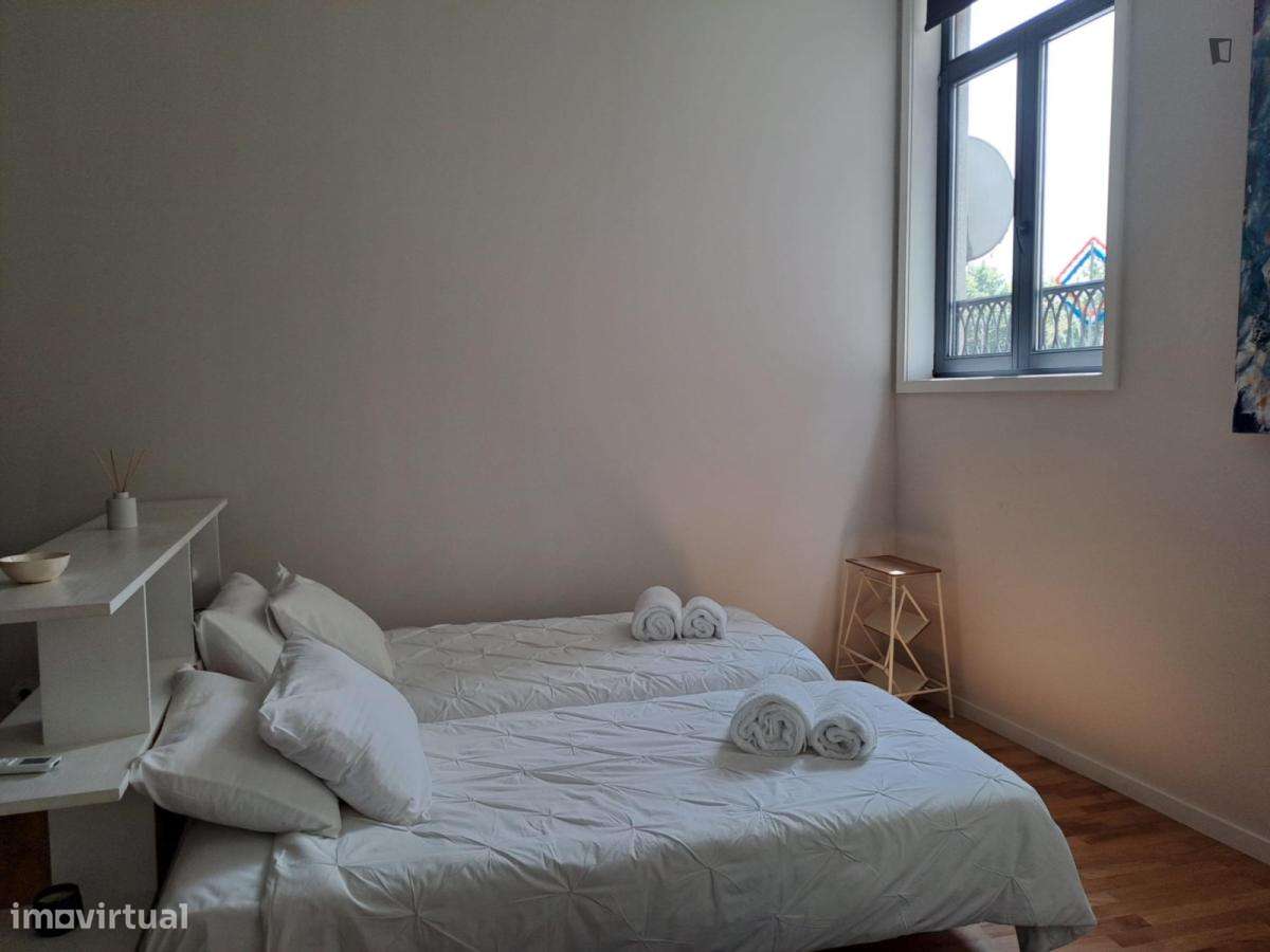 Estúdio - localizado em São Nicolau Porto - Grande imagem: 4/7