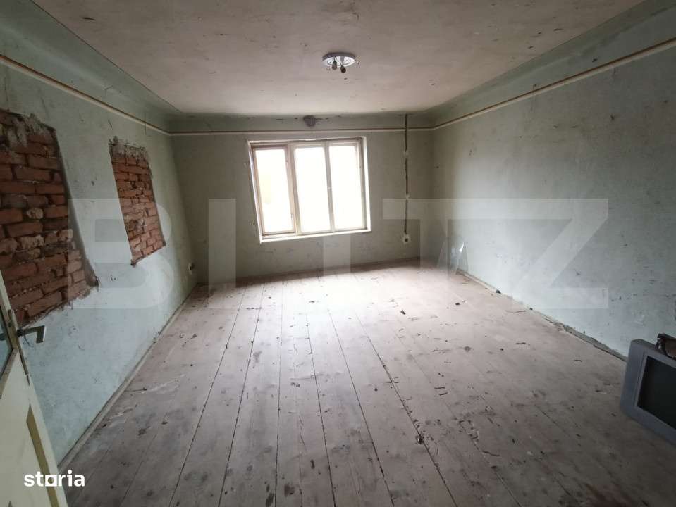 Casa renovabila 5 camere baie si anexe 2800 mp teren in   Pianu de Sus - Imagine principală: 5/10