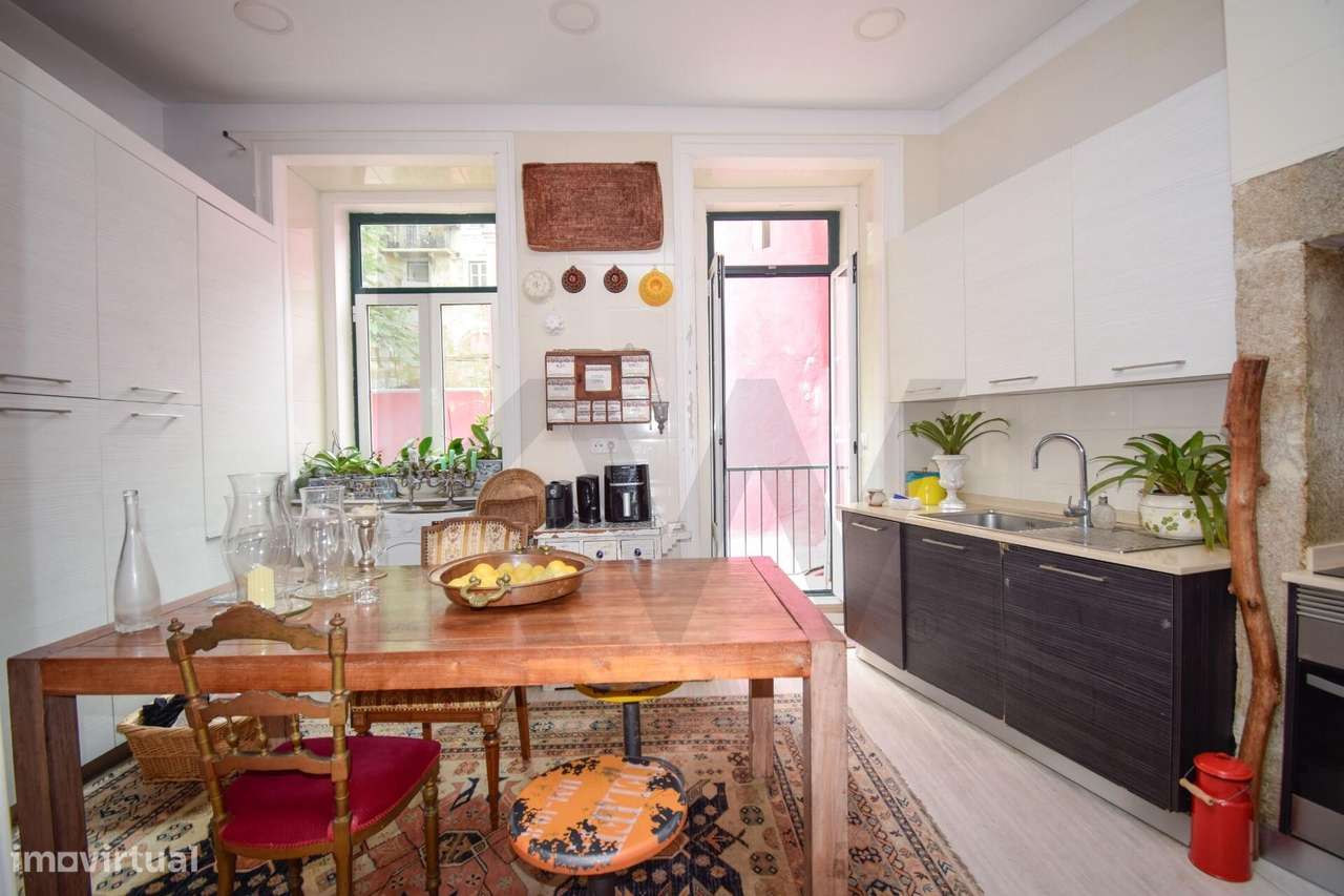 Apartamento T3+2 com terraço junto da Praça da Alegria - Grande imagem: 5/31