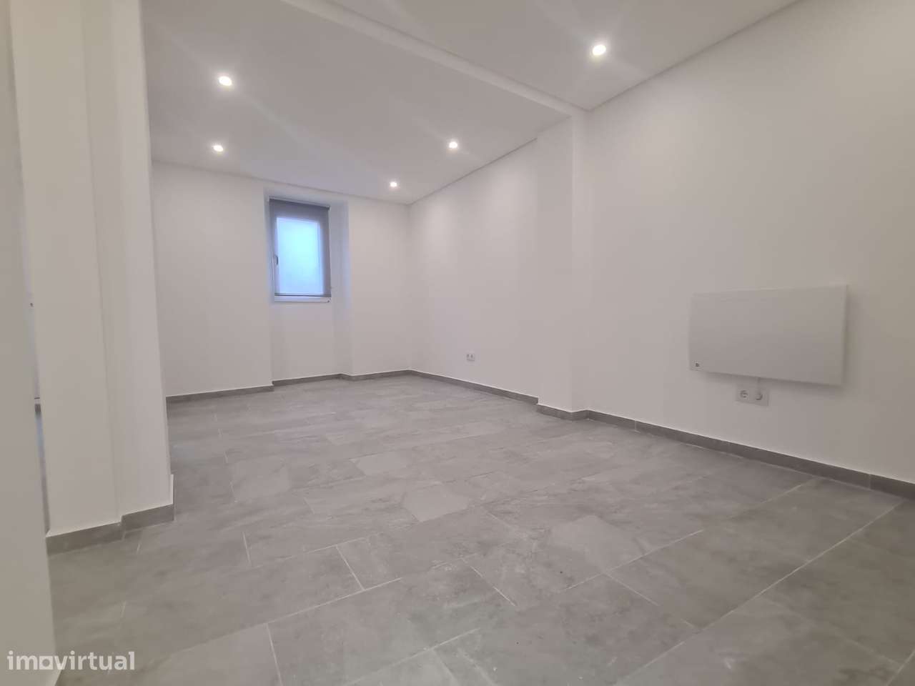 Moradia T3 Renovada Niza - Com Quintal-5