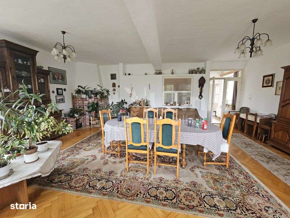 Casa cu 11 camere | 404mp util | 539mp teren | Gruia | Zona 7 Strazi! - Imagine principală: 3/19