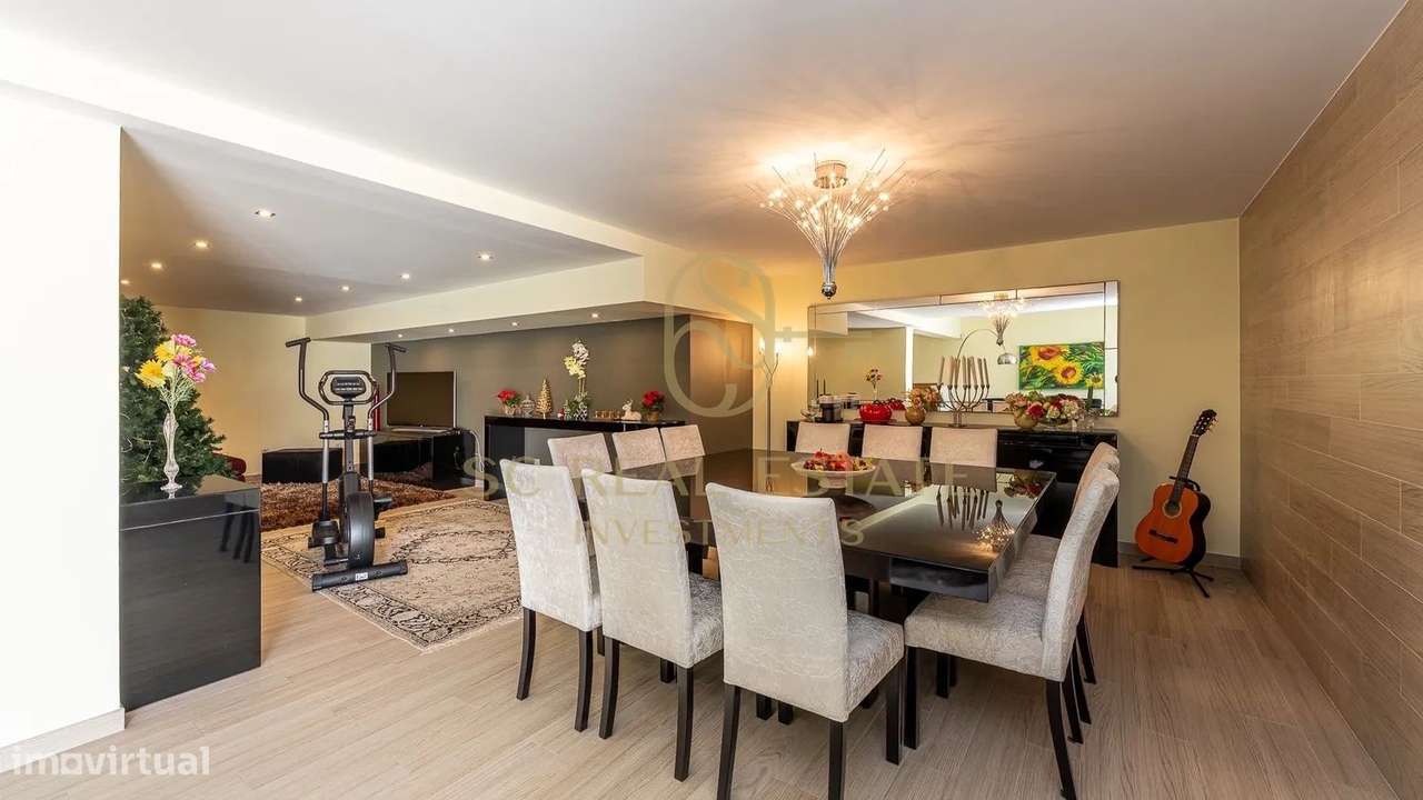 Moradia T4 com Piscina, 3 frentes, 300 mts Praia, São Félix Marinha-29