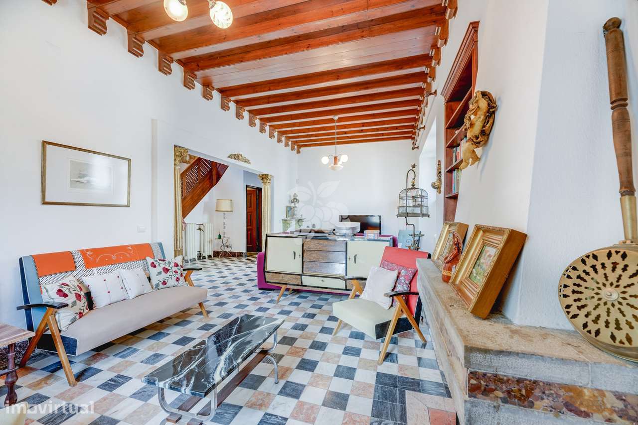 Moradia histórica T6  em Sintra com jardim, piscina e garagem-7