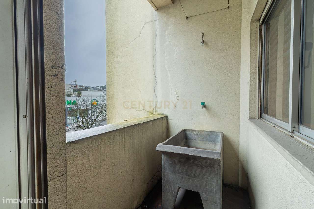 Apartamento T1 em Braga, Maximinos para recuperar - Oportunidade Única - Grande imagem: 5/21