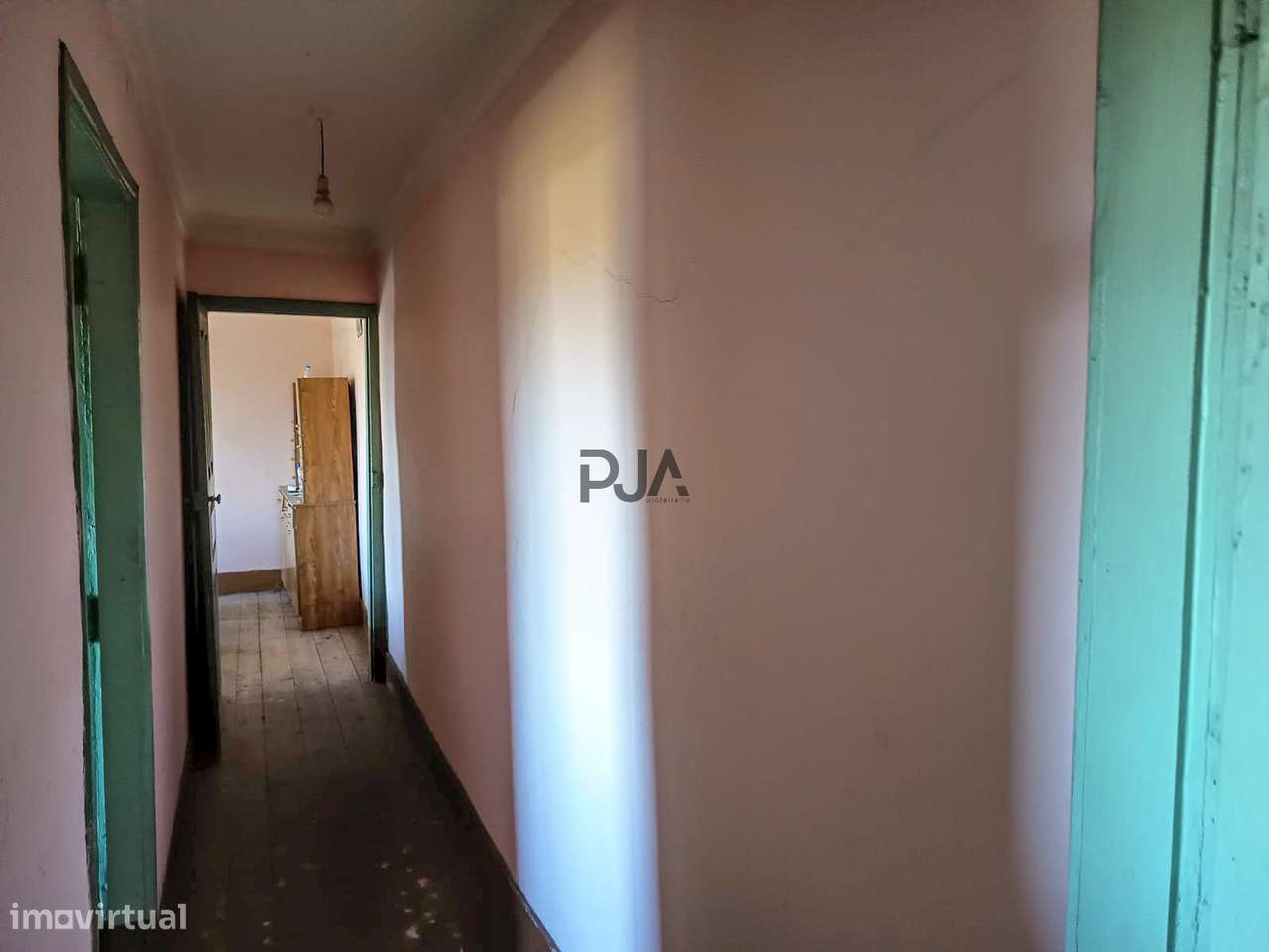 Moradia T3 para recuperar em Lameiras, Santa Comba Dão - Grande imagem: 2/8