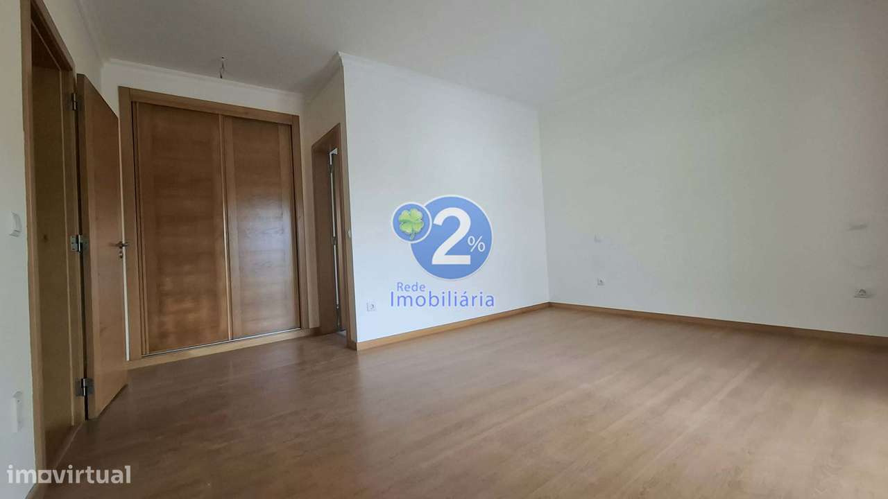 Moradia Isolada T5 - Fonte dos Marcos - Porto de Mós-23