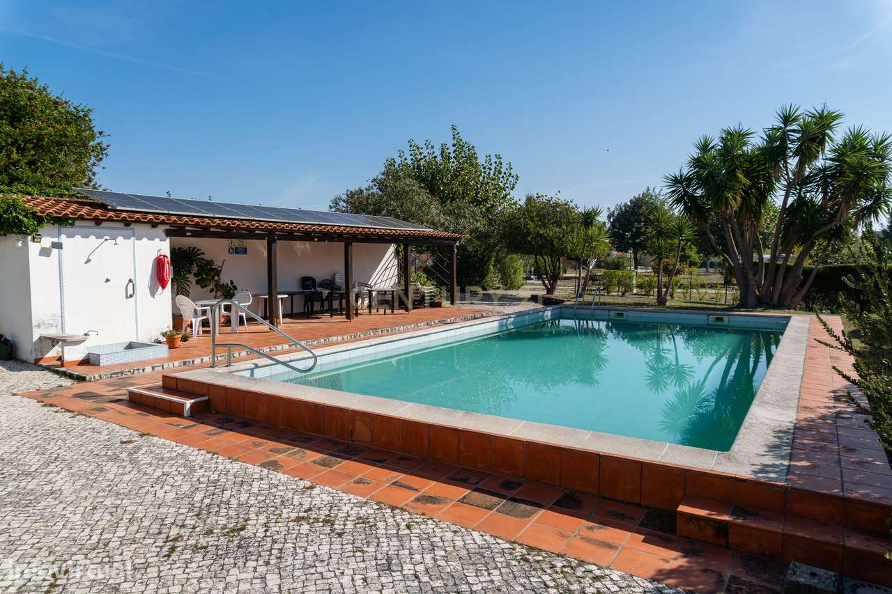 Oportunidade de investimento: edifício habitacional + piscina + terren - Grande imagem: 5/41