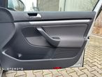 Volkswagen Golf V 2.0 TDI Sportline DSG - 14