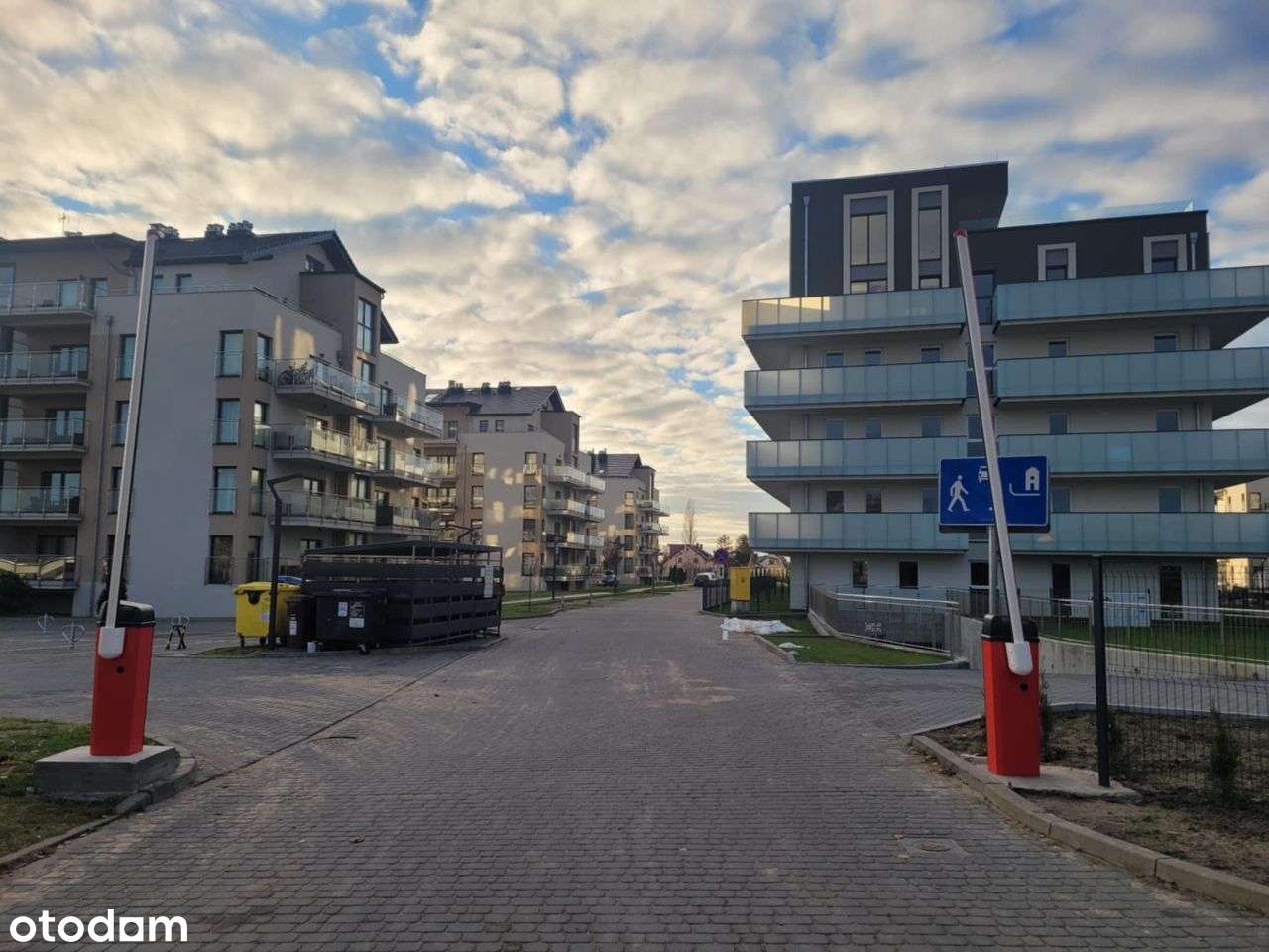 Komfortowy apartament 2-pokojowy z ogrodem z rabatem!!-8