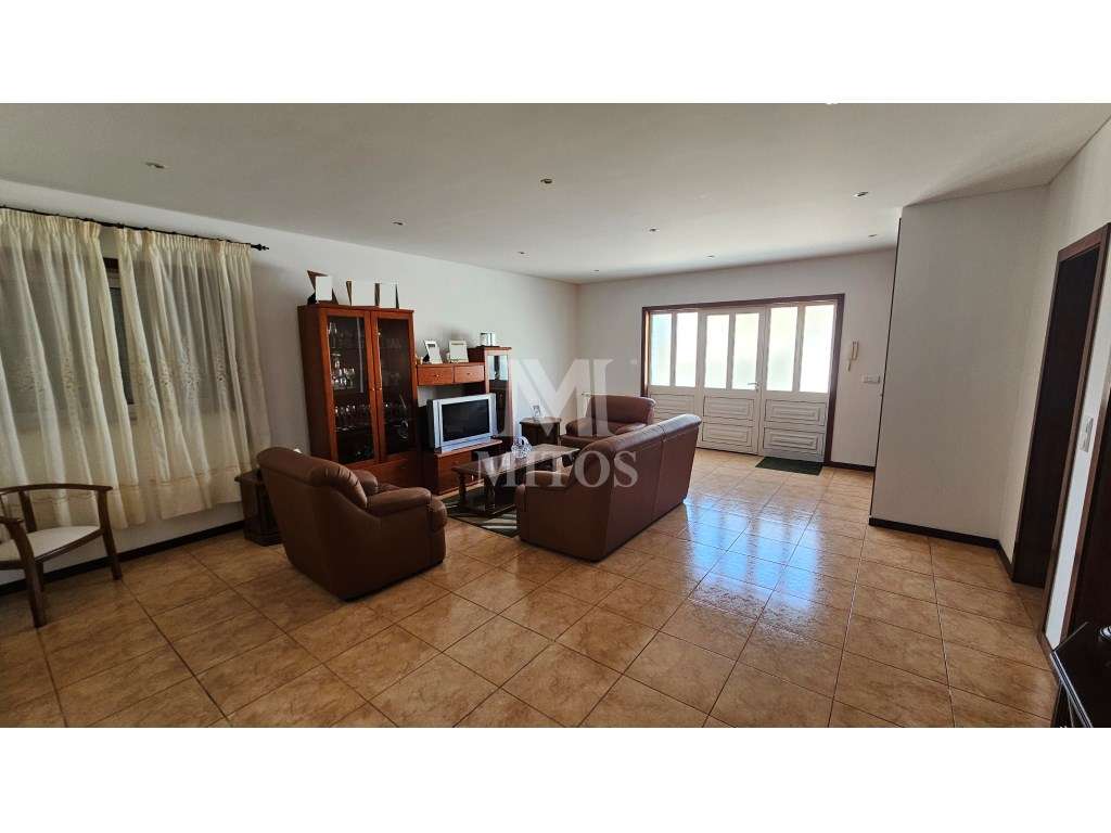 Moradia T4+3 - Castelo de Neiva - Grande imagem: 4/28