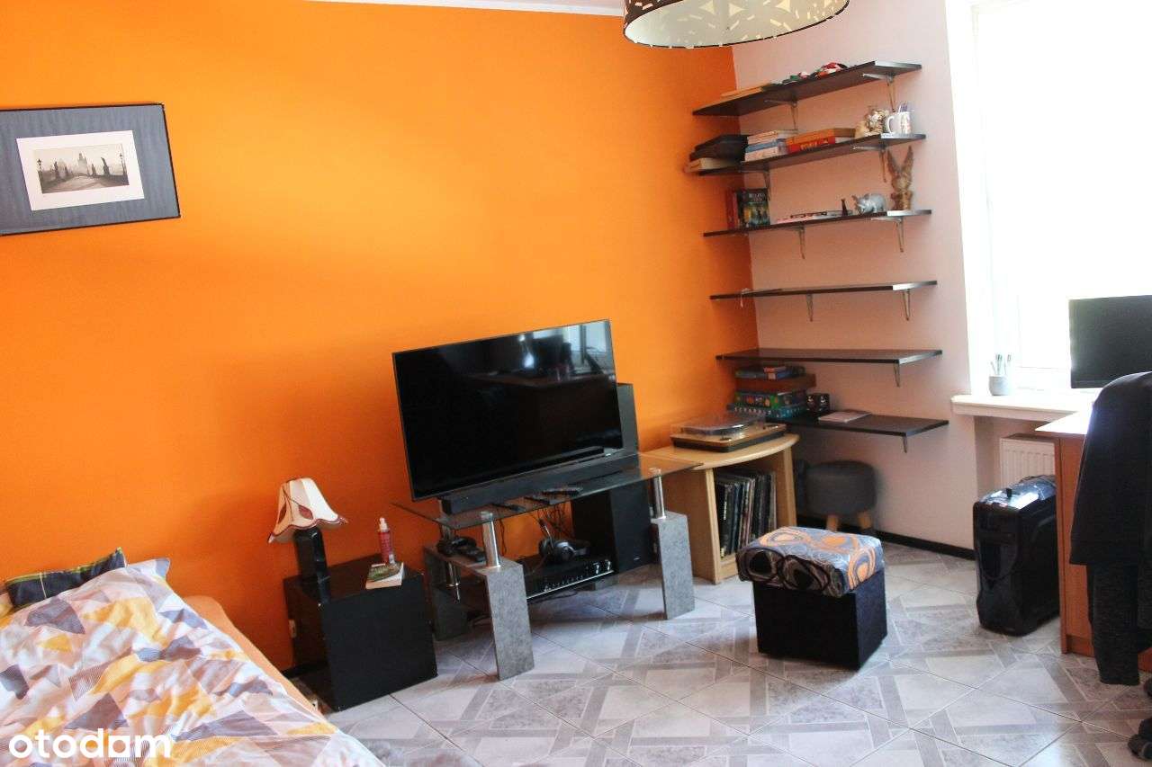 Dom z lokalem użytkowym ul. Zwycięstwa-18