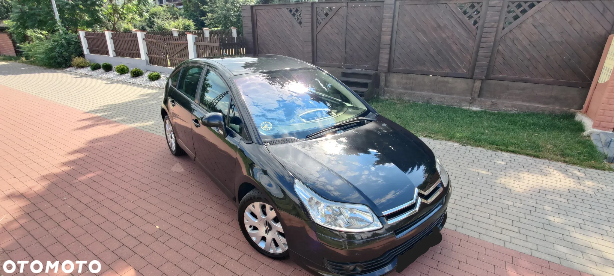 Citroën C4 2.0 16V Exclusive - 3