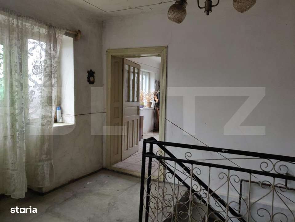 Casa demolabila, teren 1000 mp, zona Corusu - Imagine principală: 4/5