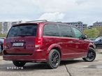 Dodge Grand Caravan - 31