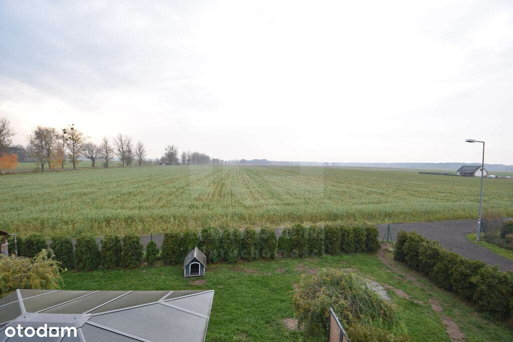 Dom z garażem i fotowoltaiką – Narok-19