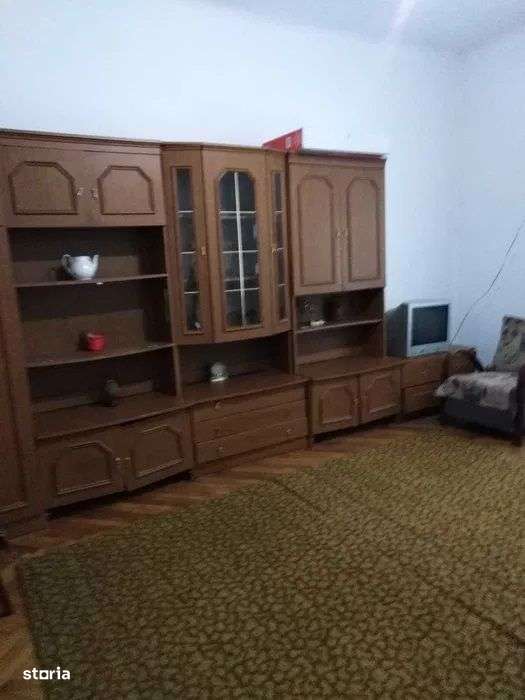 Semicentral - Vanzare casa 3 camere - Str. Predeal - Imagine principală: 4/8