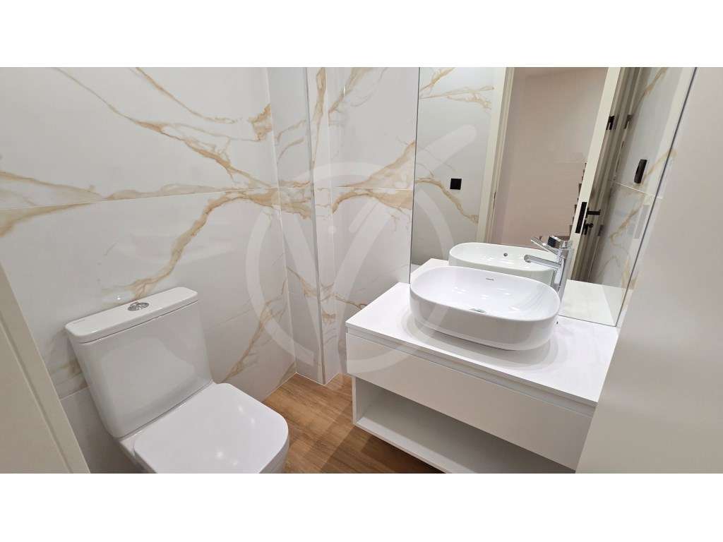 Apartamento T3 como NOVO junto ao METRO na Póvoa de Varzim-7