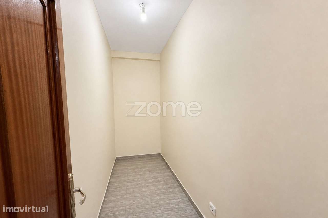 Apartamento T3 no Centro de Salto (Montalegre)-16