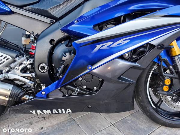 Yamaha R6 - 12