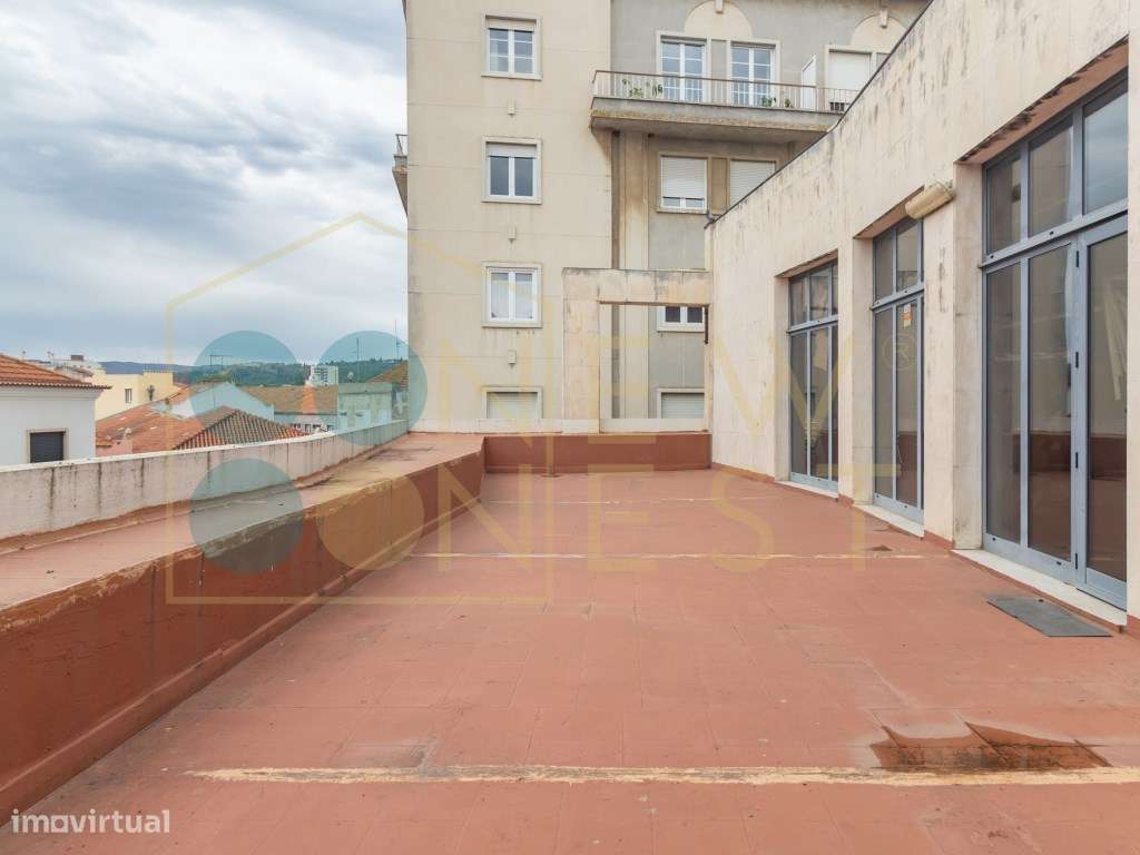 Escritório amplo com terraço de 77m2 na baixa de Setúbal, com possi...-33