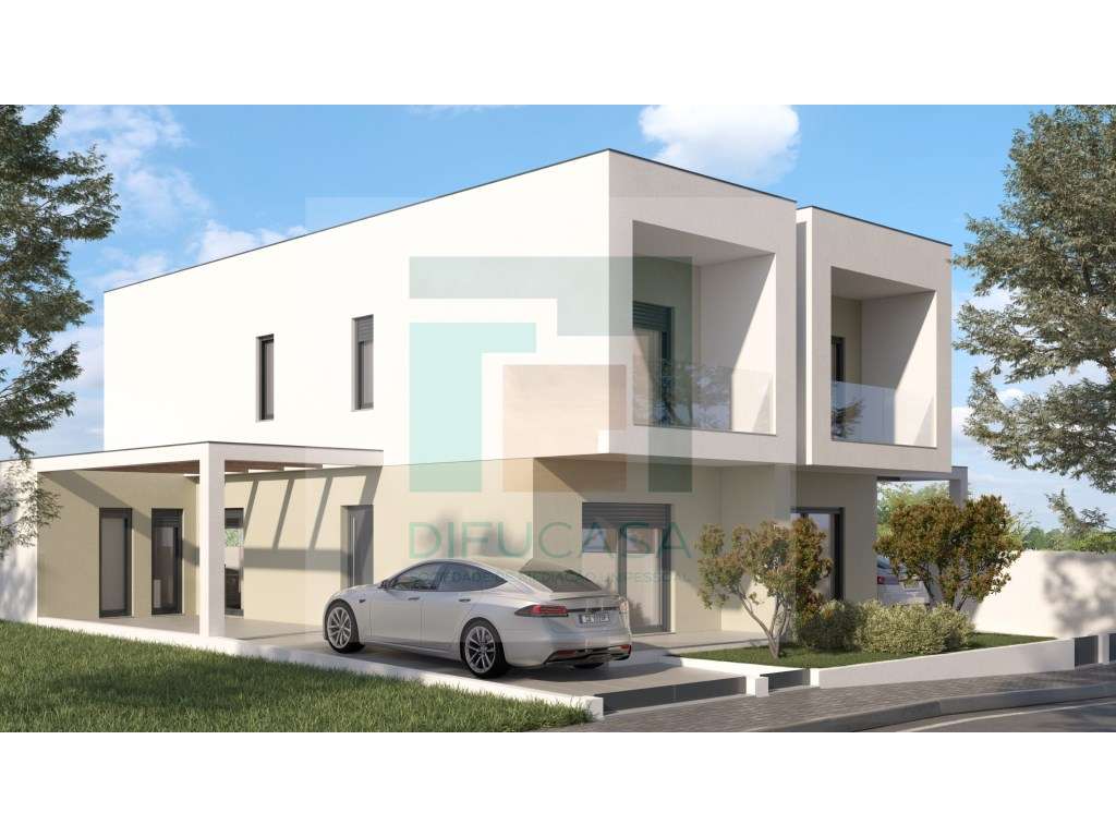 R268 Moradia Duplex - Localizada em Fernão Ferro - Grande imagem: 4/4