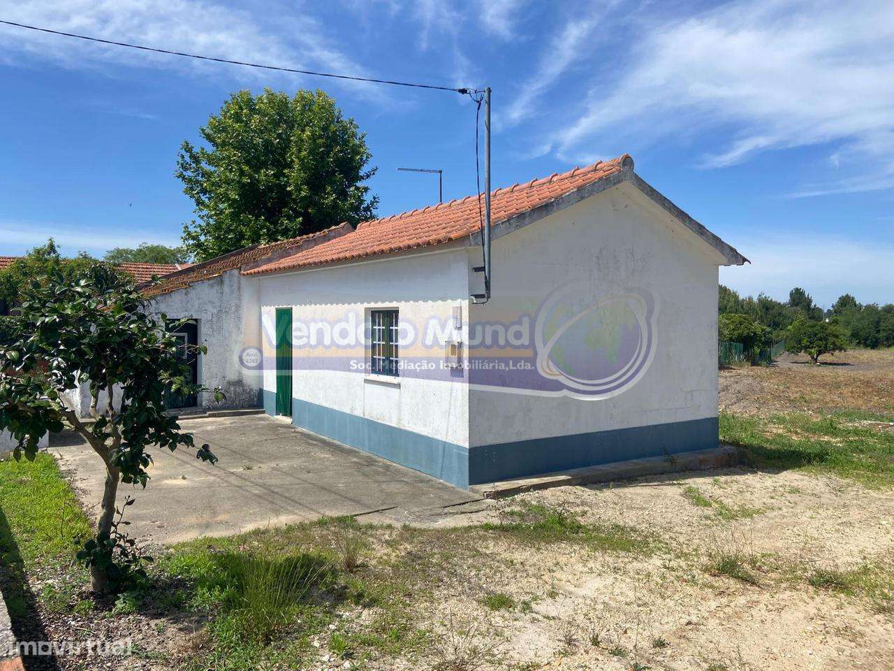 Moradia T1 em Foros de Salvaterra (F817) - Grande imagem: 2/22