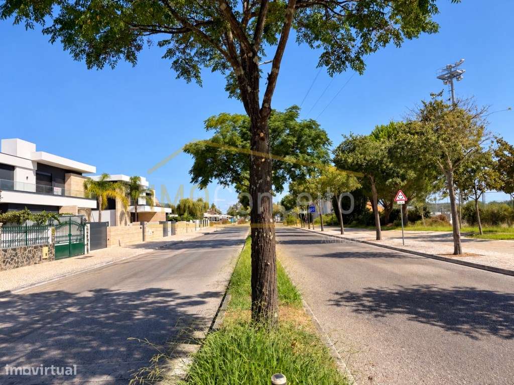 Moradia T4Térrea | Na prestigiada zona do Bonito, Entroncamento-16