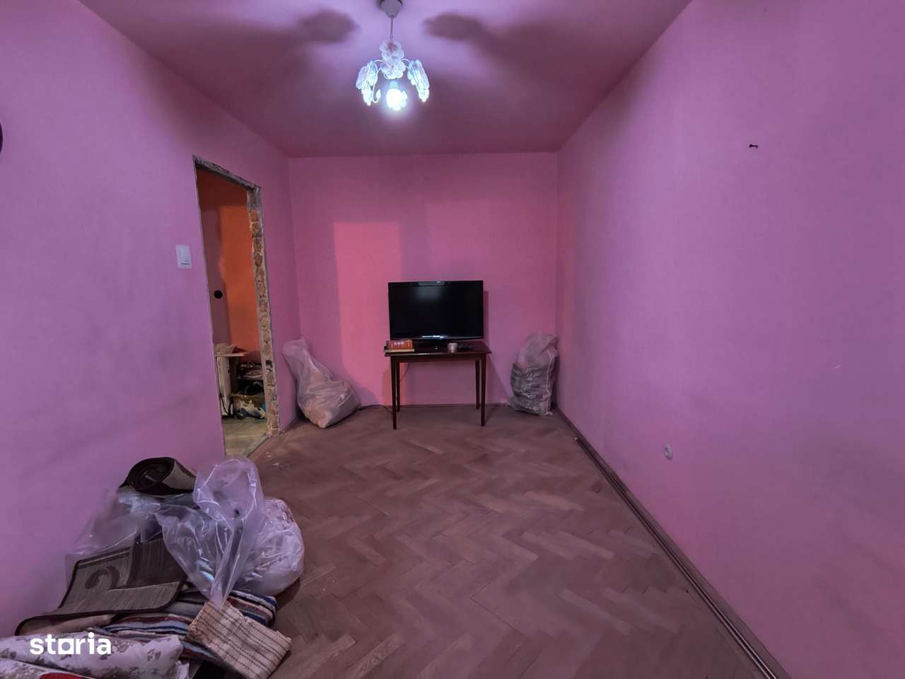 ABATOR apartament cu 2 camere semi, liber 50mp pret 75000 euro - Imagine principală: 5/13