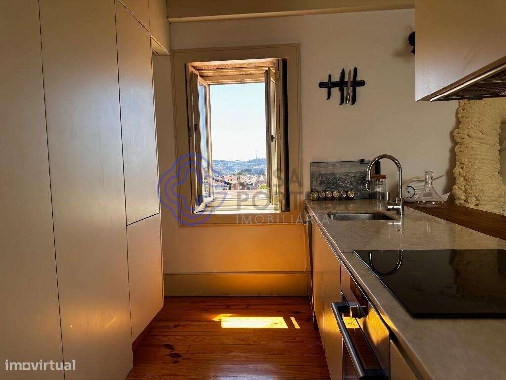 Apartamento T2 Centro do Porto. Próximo Campo 24 de Agosto - Grande imagem: 4/15