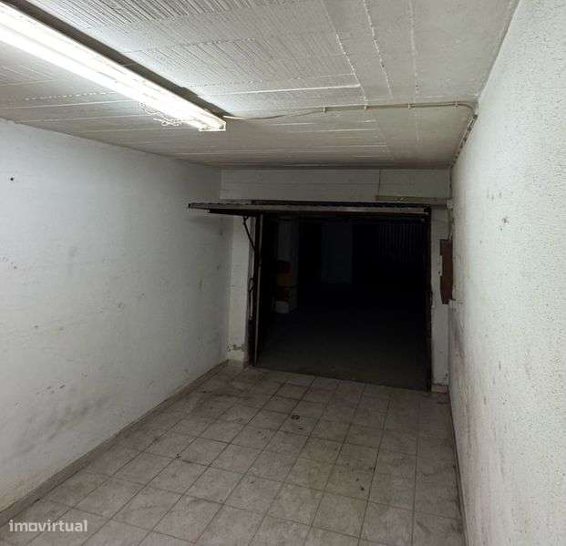 Garagem/box/ Cacém/agualva - Grande imagem: 4/6