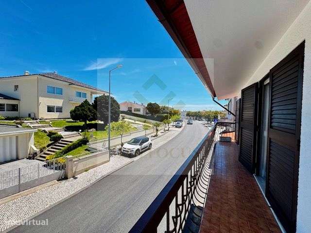 ​Moradia T3 Restaurada no Centro de Escapães-26