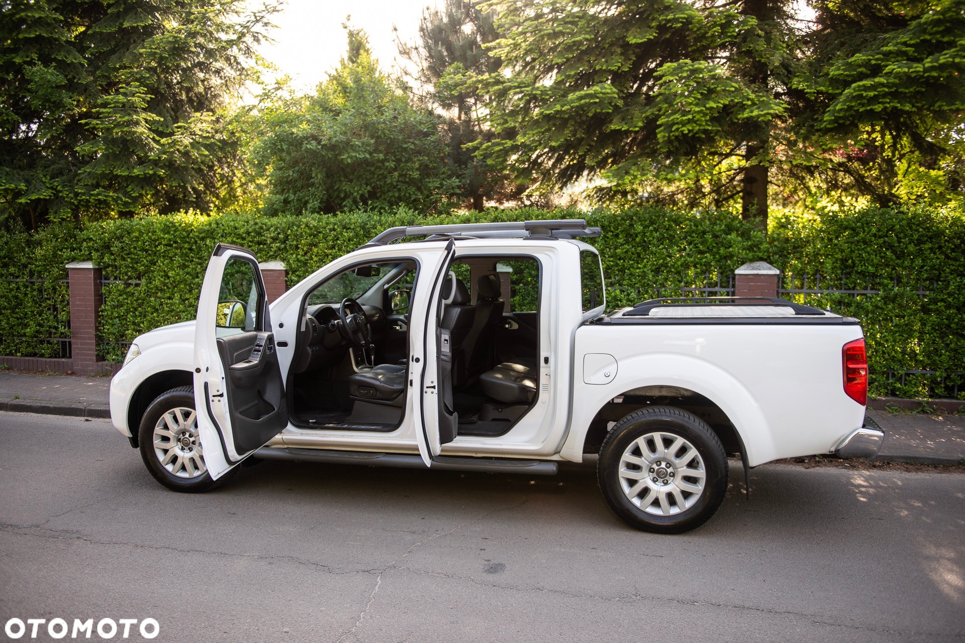 Nissan Navara 3.0 D V6 - 9