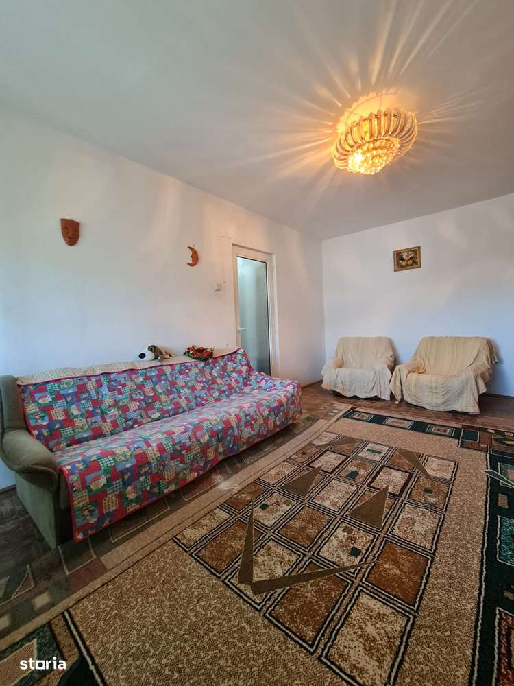 Vanzare apartament 2 camere, in Galati, Micro 16, liber - Imagine principală: 3/8